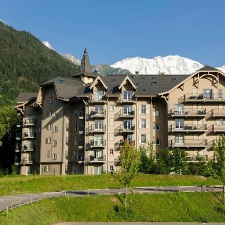 Grand Panorama 1 Bedroom - Sleeps 4, Parking, Pool, Next To Lift *